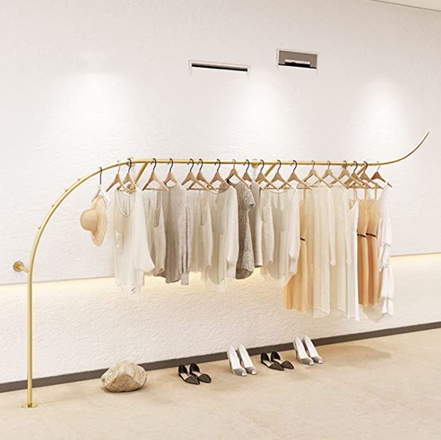 Clothing rack small boutique ideas 2