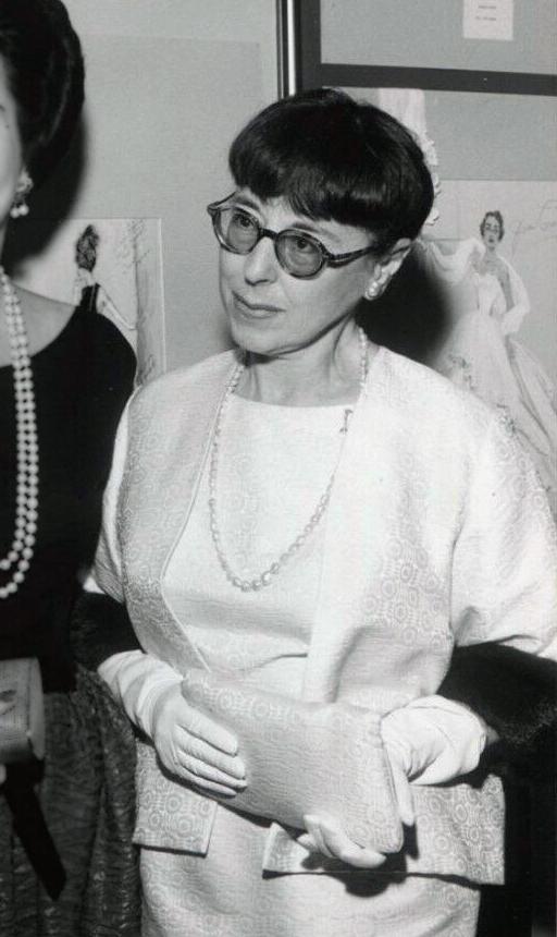 Edith_Head_ca_1955