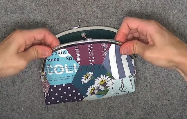 coin purse