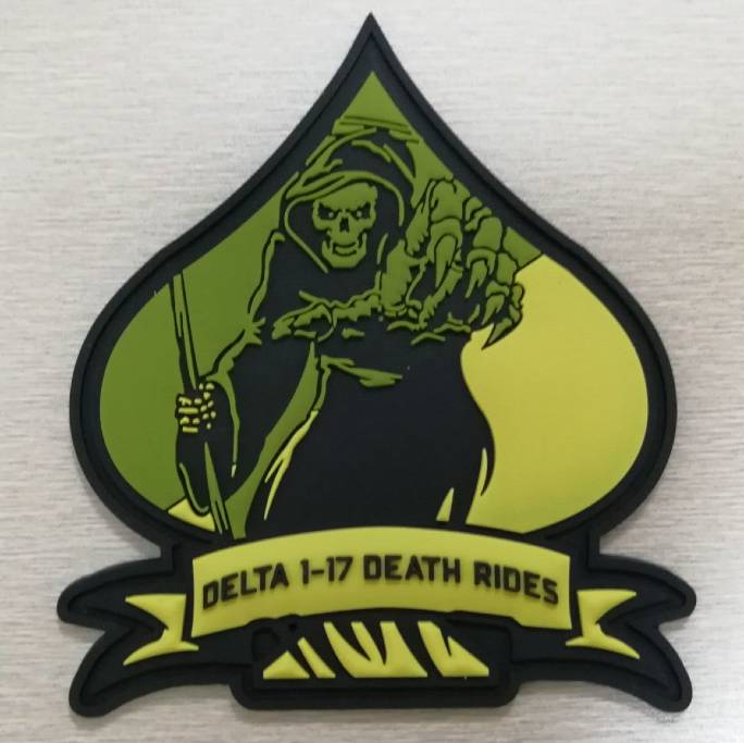 Custom PVC army patch with custom shape
