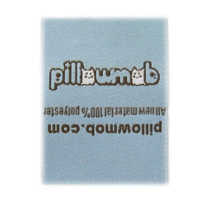 woven-labels-pillowmob